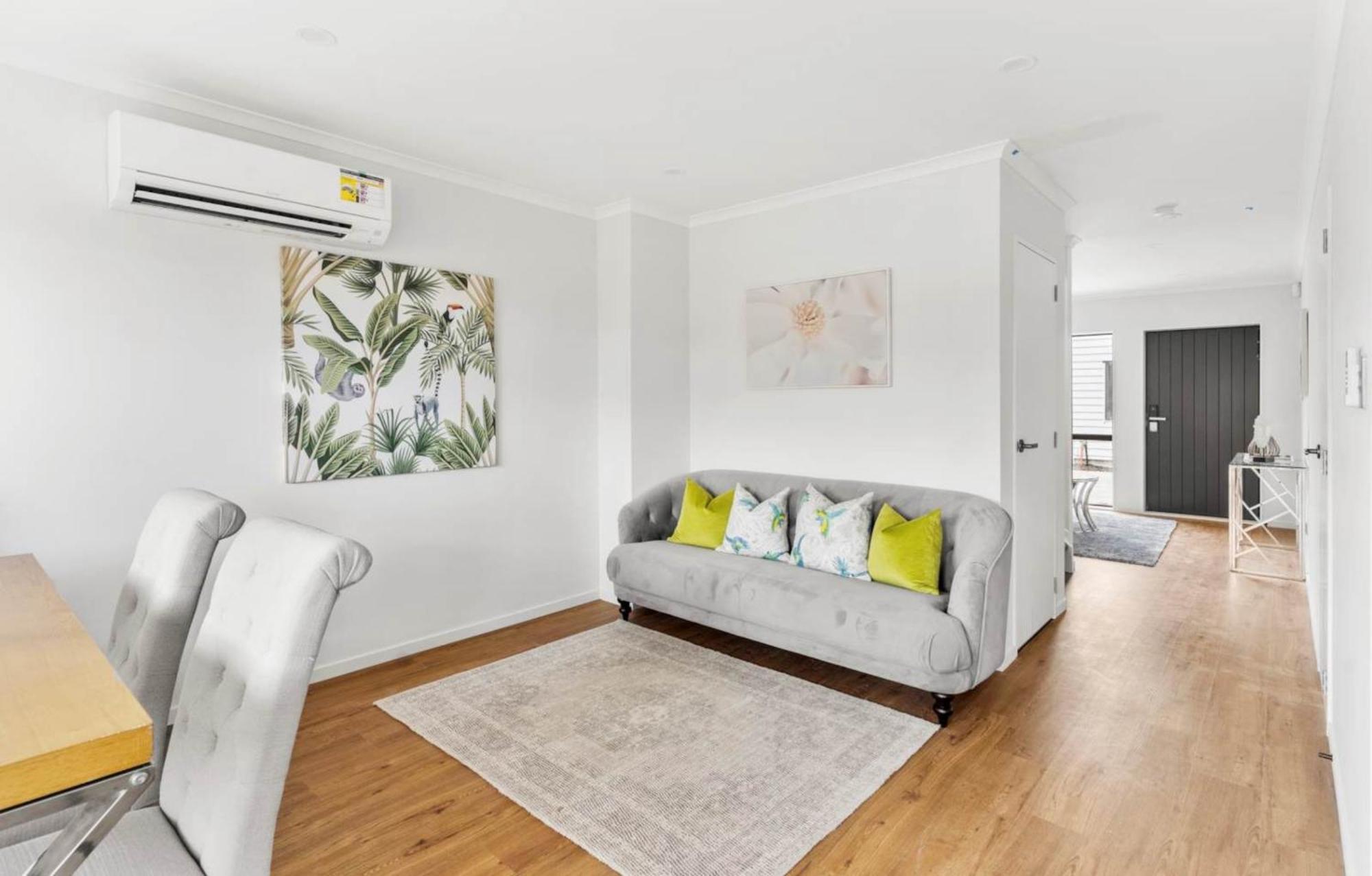Holiday Home At Huia Road オークランド エクステリア 写真