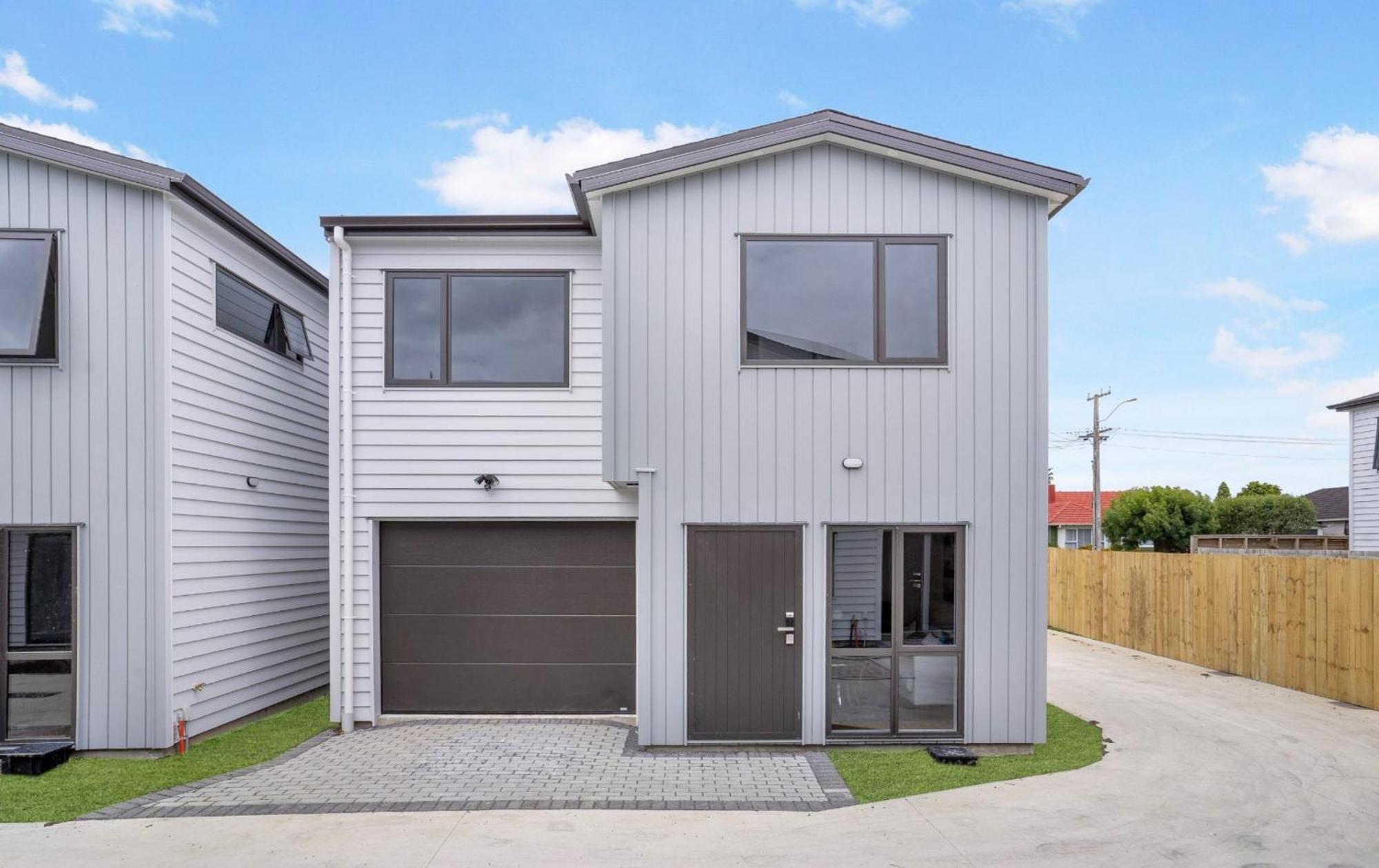 Holiday Home At Huia Road オークランド エクステリア 写真